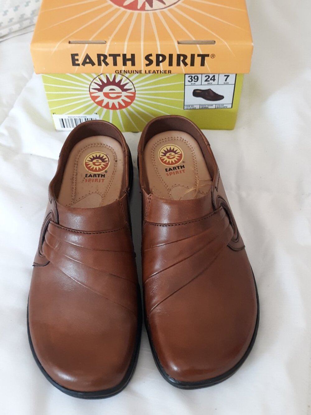 Earth Spirit leather jenna shoe woman size 7 NWT